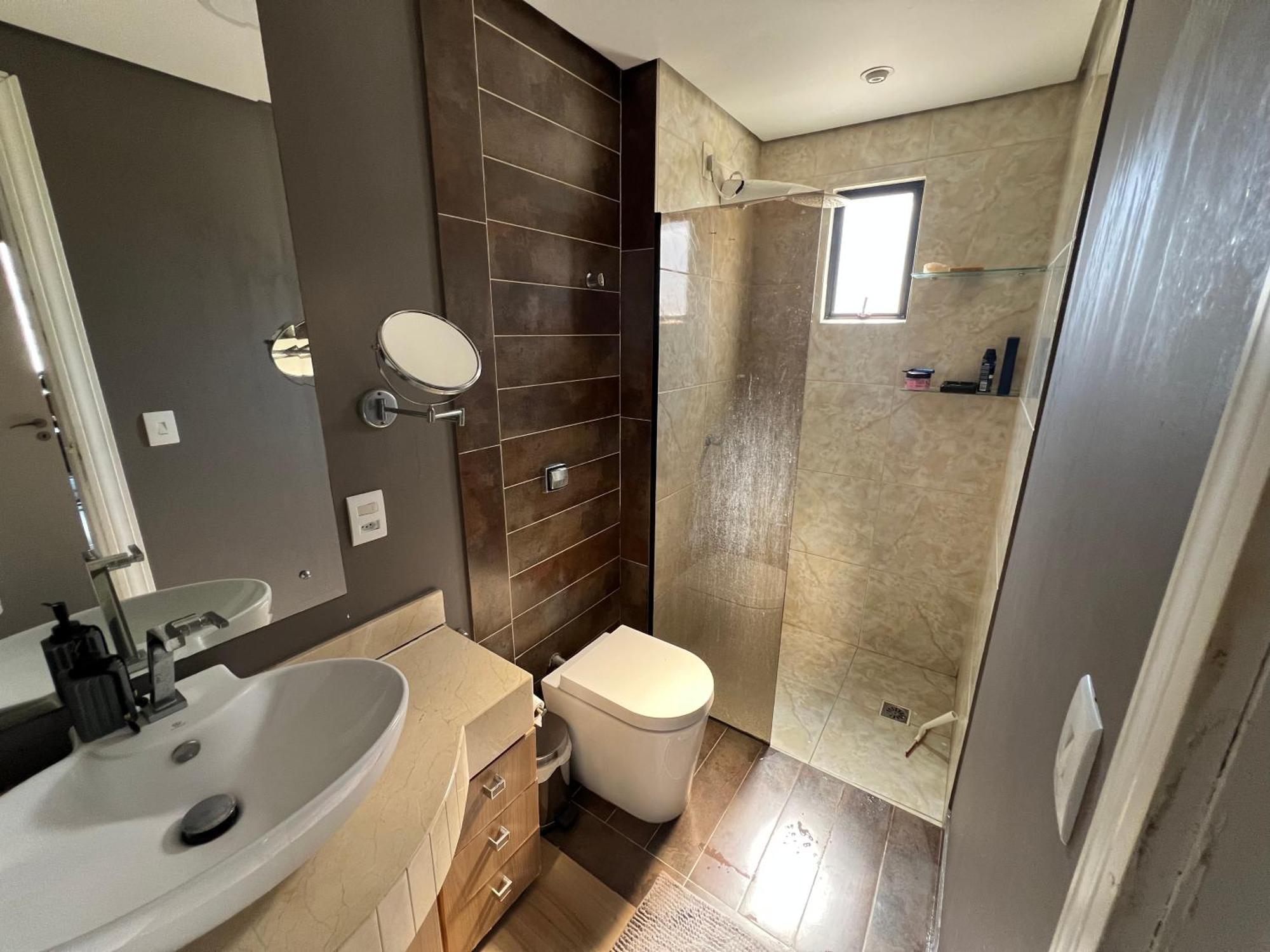 Apartamento Bem Localizado 1 Quadra Do Mar - Cento De Balneário Camboriú